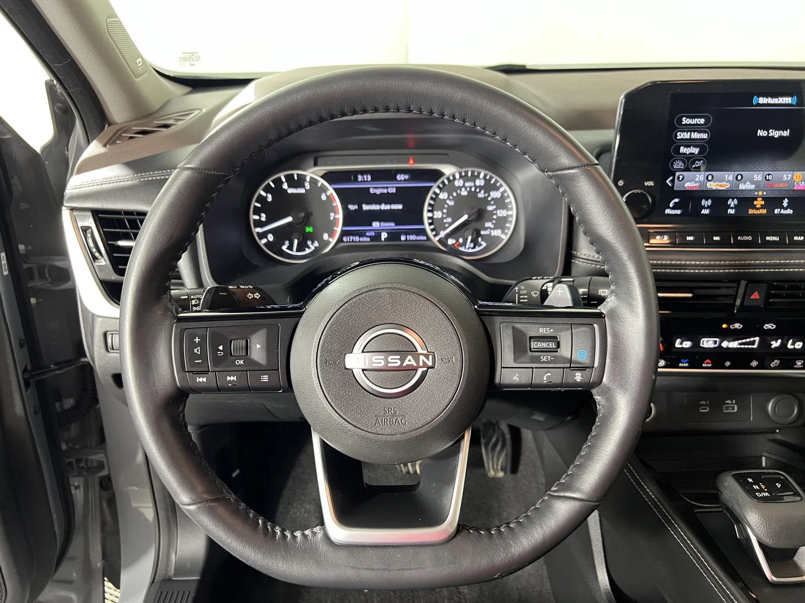 Used 2022 Boulder Gray Pearl Nissan SL image 18