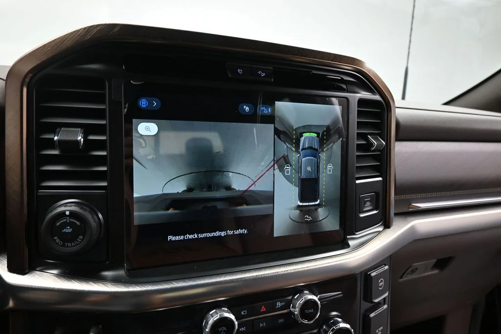 New 2026 Agate Black Metallic Ford King Ranch image 17