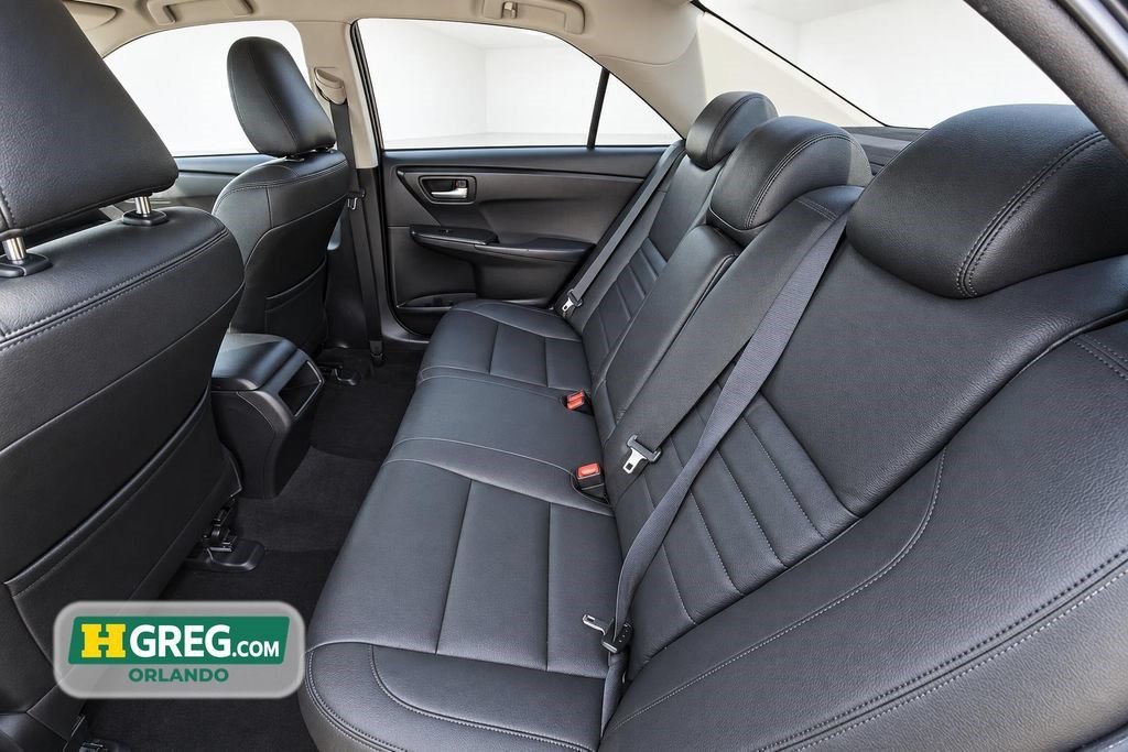 Used 2016 Midnight Black Metallic Toyota LE image 9