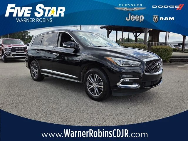 Used 2020 Black INFINITI PURE image 1