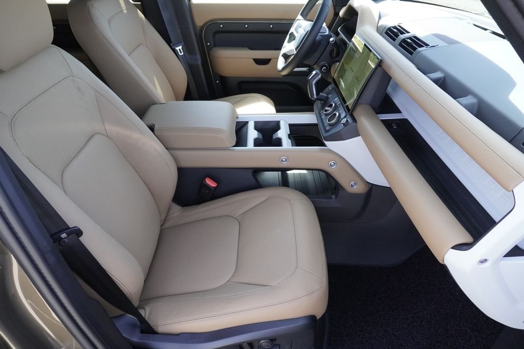 New 2026 Gondwana Stone Land Rover X-Dynamic SE image 23