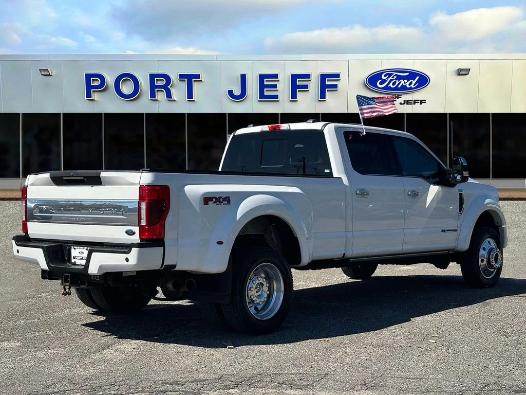 Used 2022 Star White Metallic Tri-Coat Ford Platinum image 6