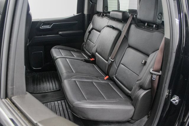 2024 GMC Sierra 1500 SLT - Photo 17