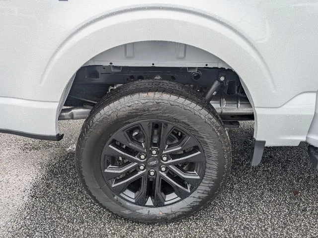 New 2026 Avalanche Ford Lariat® image 11