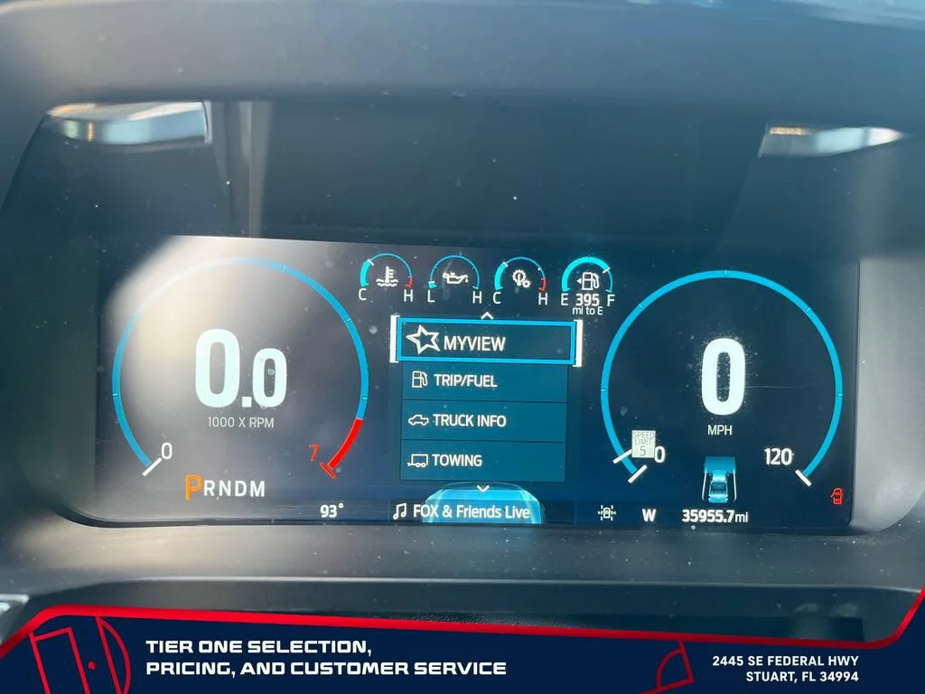 Used 2022  Ford XL image 19