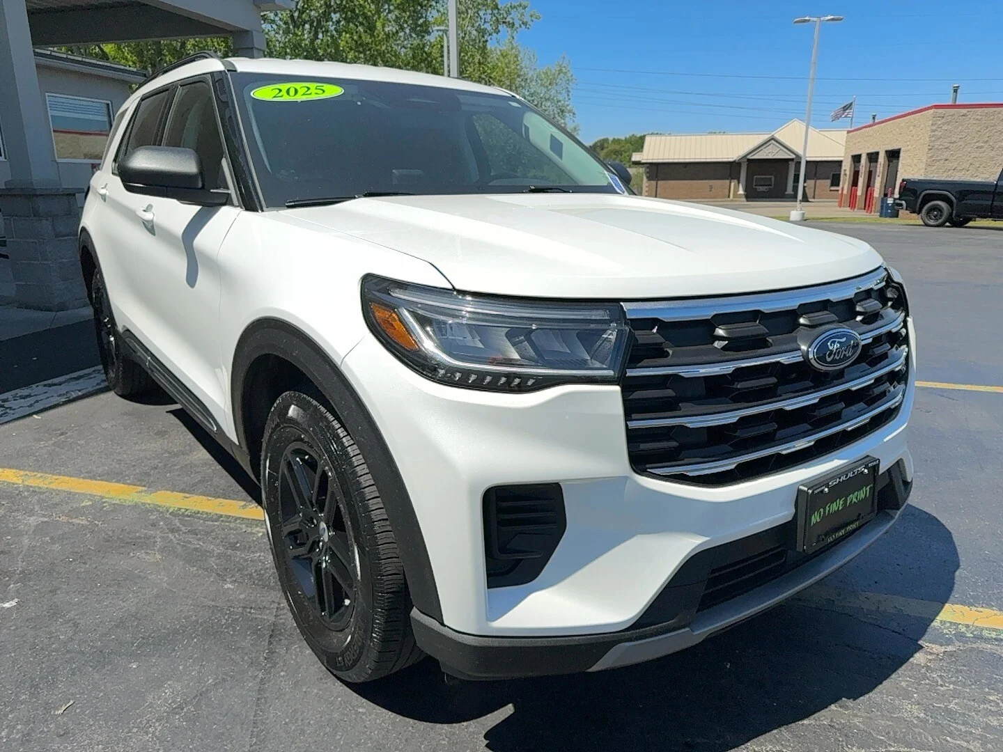 Used 2025 White Ford Active image 9