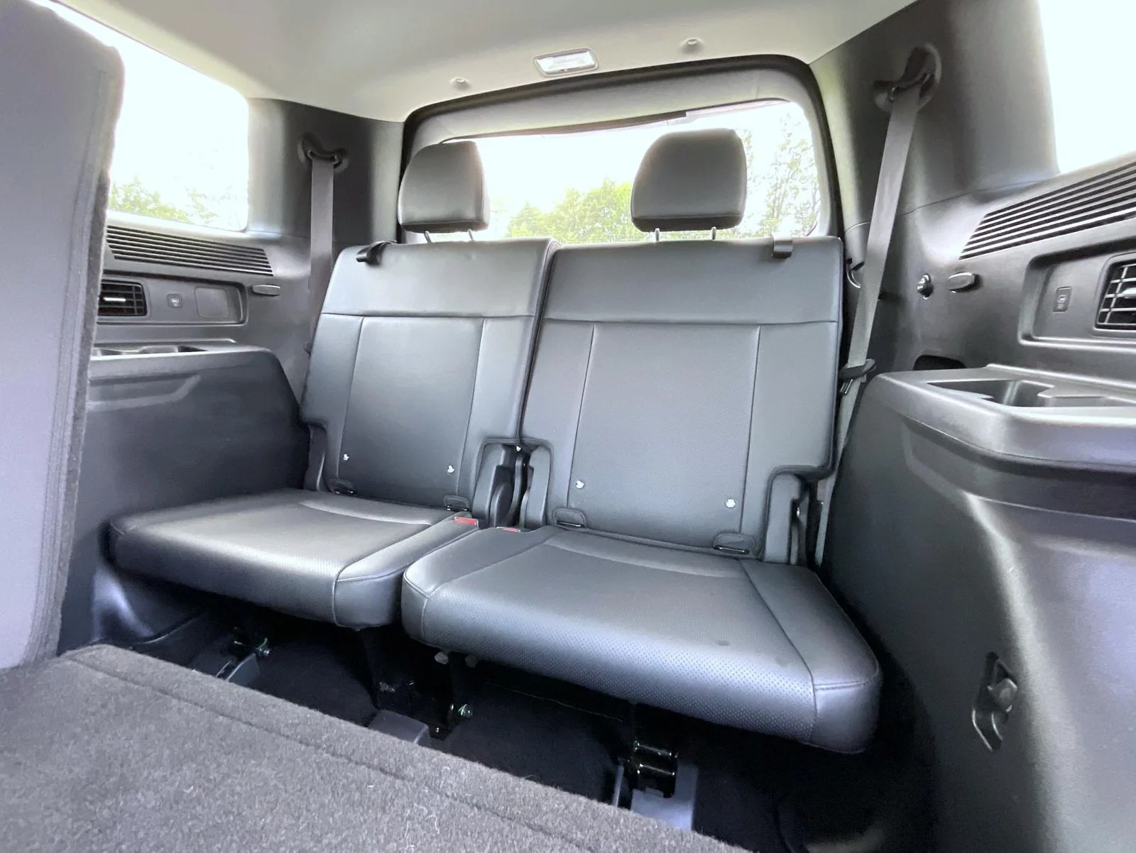 Used 2026 Black Hyundai SEL image 21