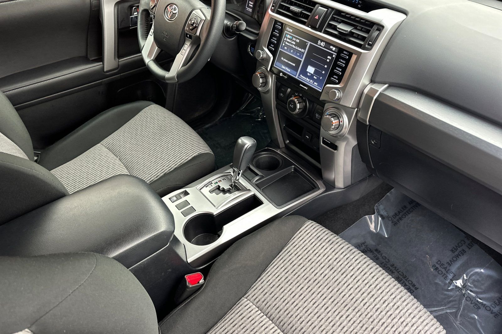 2024 Toyota 4Runner SR5 - Photo 12