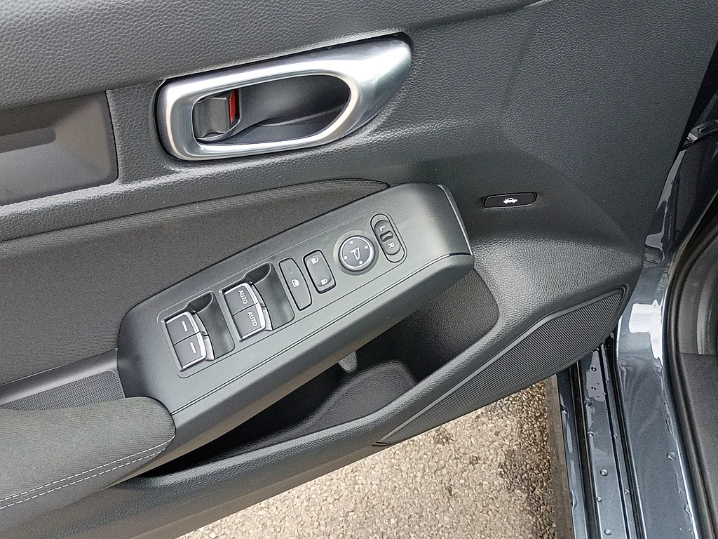 Certified Used 2026 METEORITE GRAY Honda Sport image 16