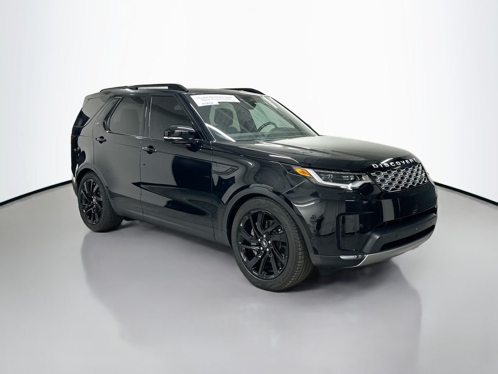Used 2025 Santorini Black Metallic Land Rover S image 7