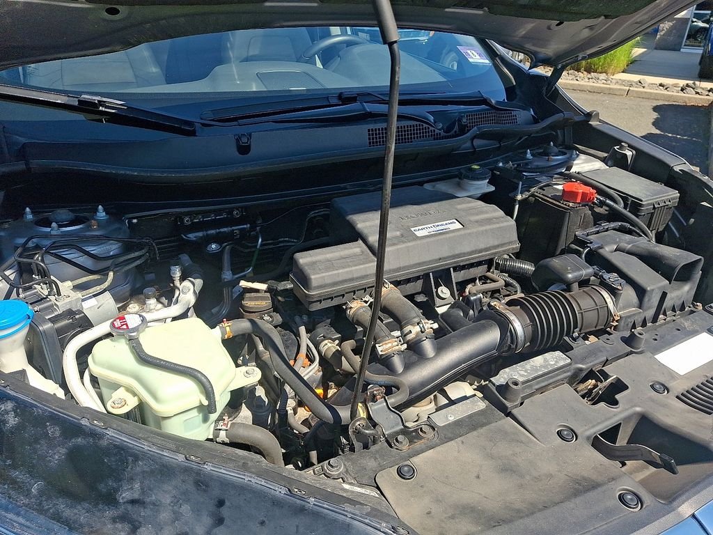 Certified Used 2019 Lunar Silver Metallic Honda EX-L image 29