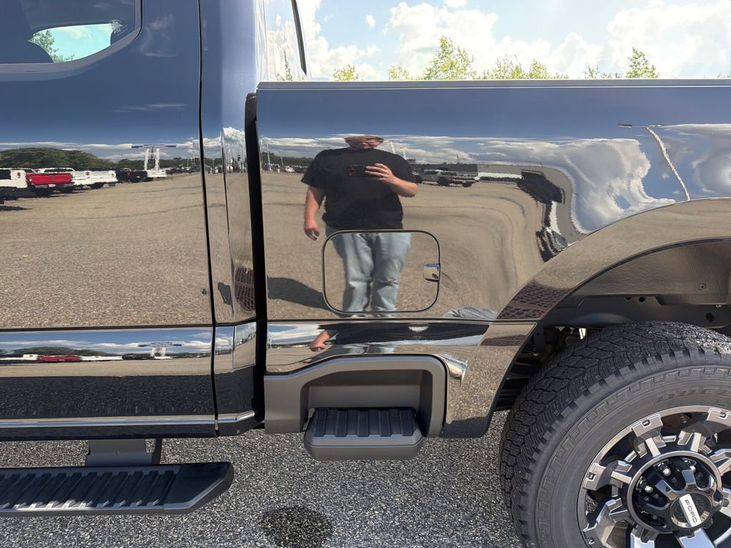 New 2026 Black Ford XL image 5