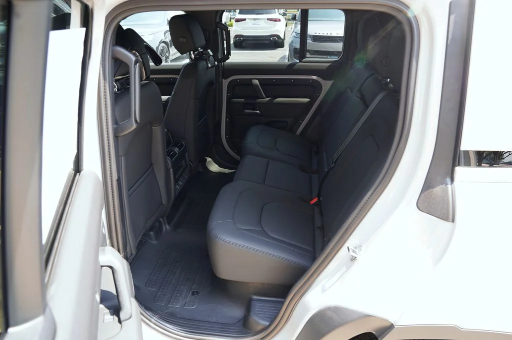 New 2026 Borasco Grey Land Rover S image 30