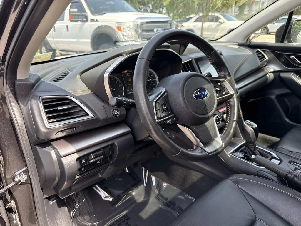 Used 2019 Gray Subaru 2.0i Limited image 24