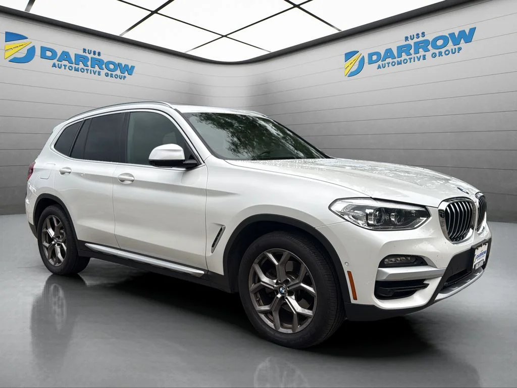 Used 2021 White BMW xDrive30i image 7