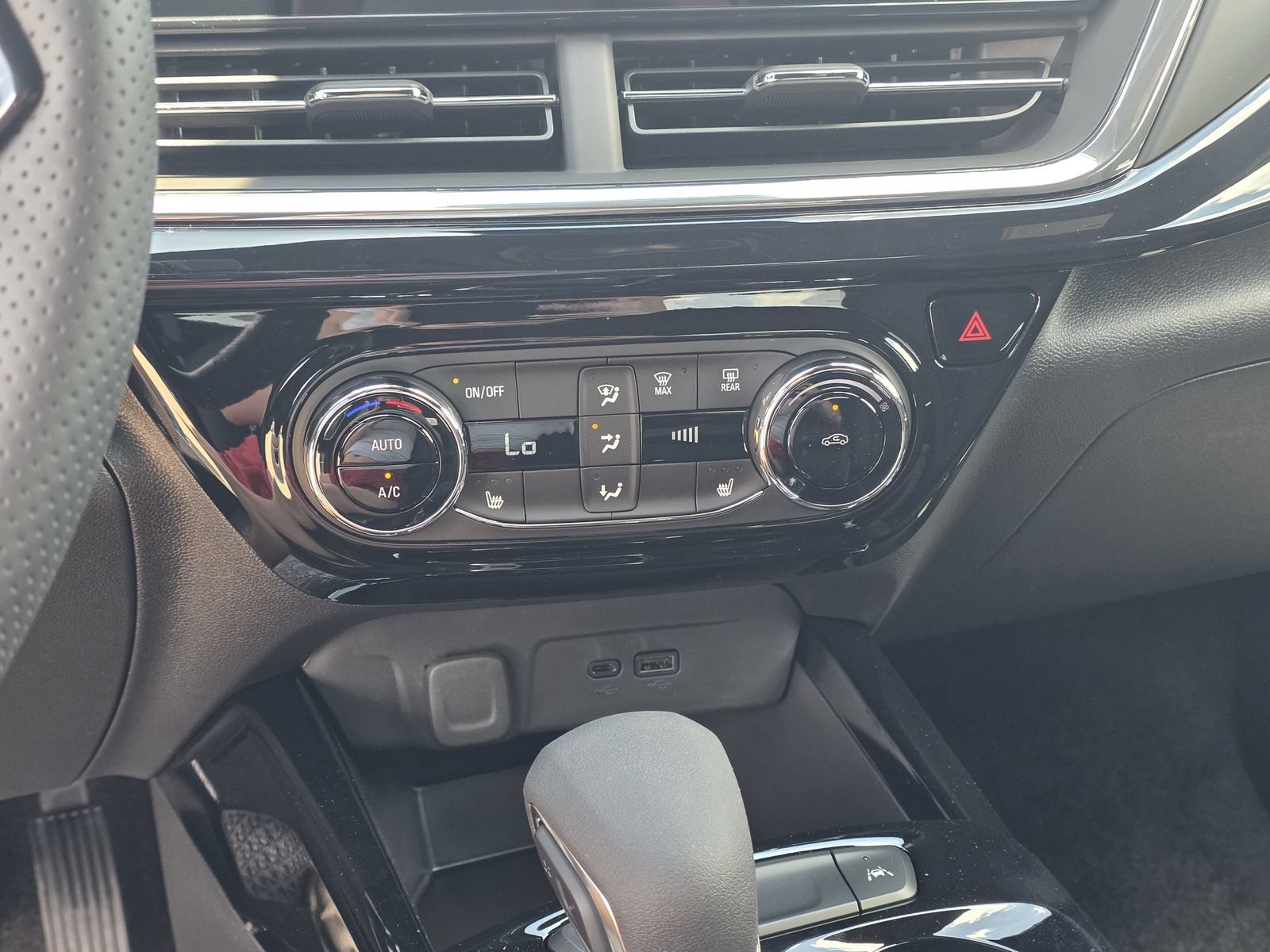 2026 Chevrolet Trax LT - Photo 12