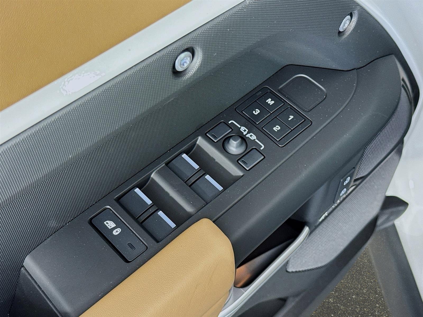 Used 2026 Fuji White Land Rover X-Dynamic SE image 20