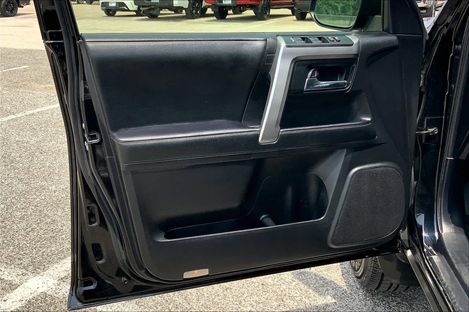 Used 2021 Midnight Black Metallic Toyota SR5 image 20
