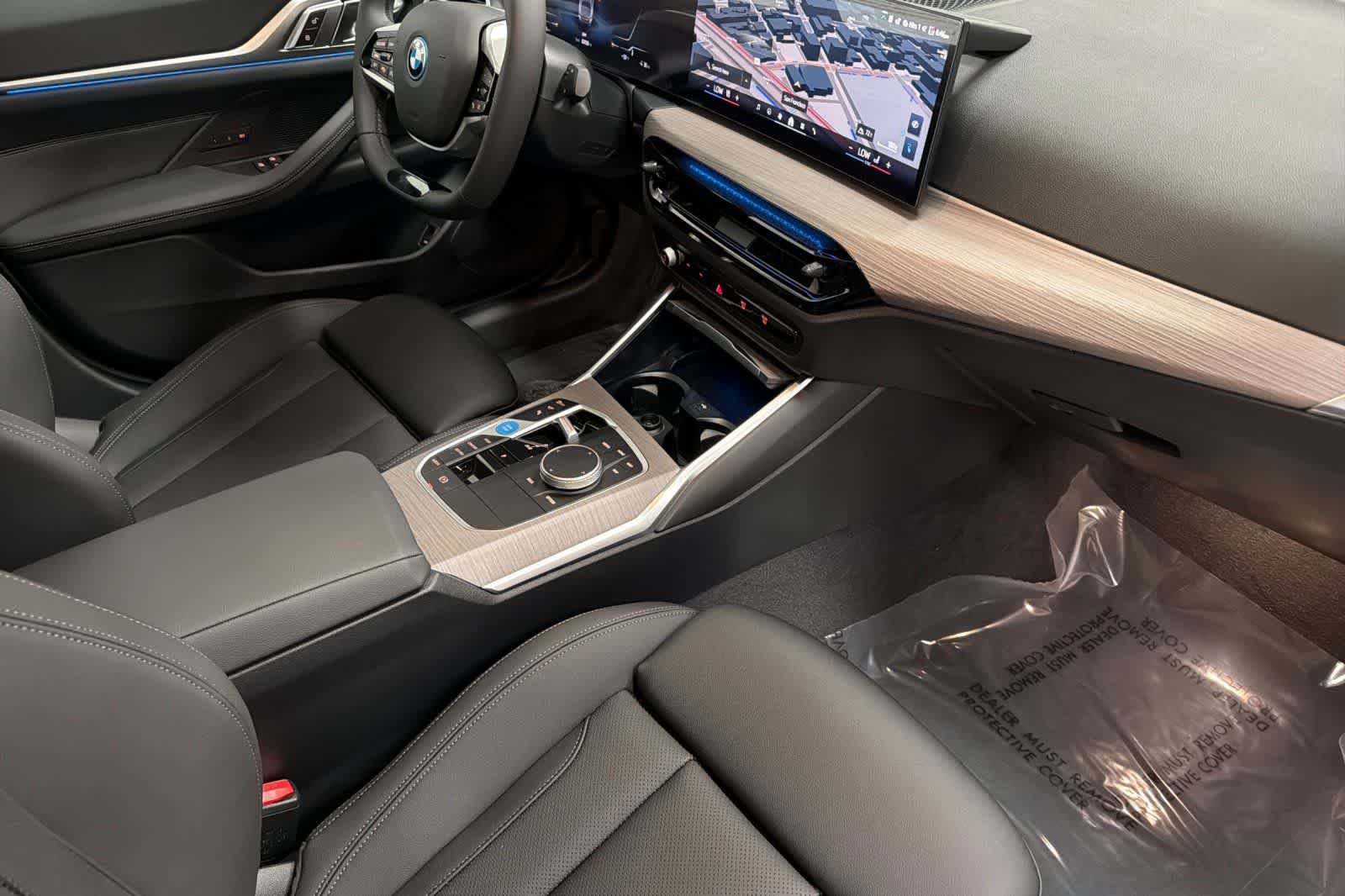 New 2026 Skyscraper Grey Metallic BMW eDrive40 image 15