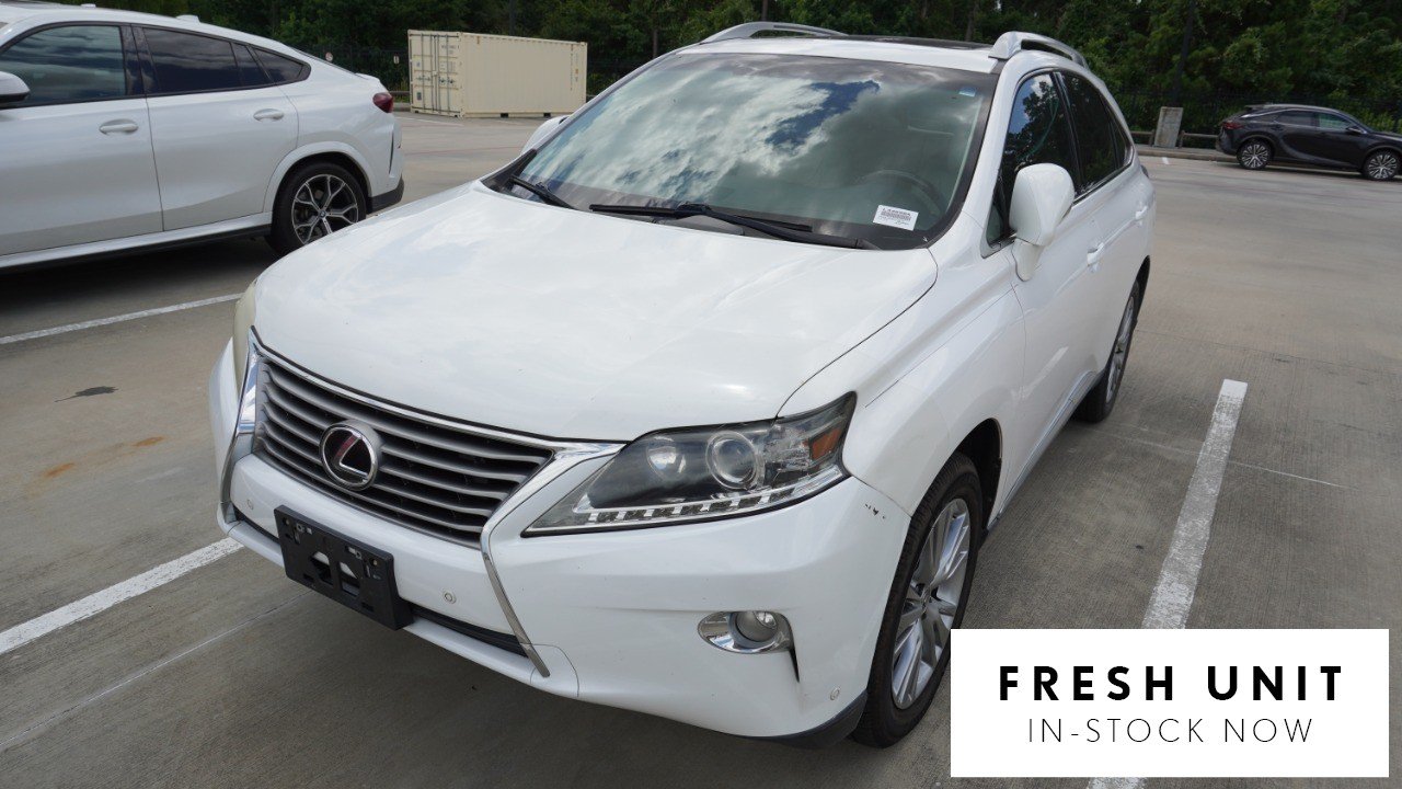 Used 2013 White Lexus  image 1