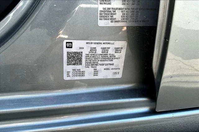 Used 2025 Gray Chevrolet LT image 19