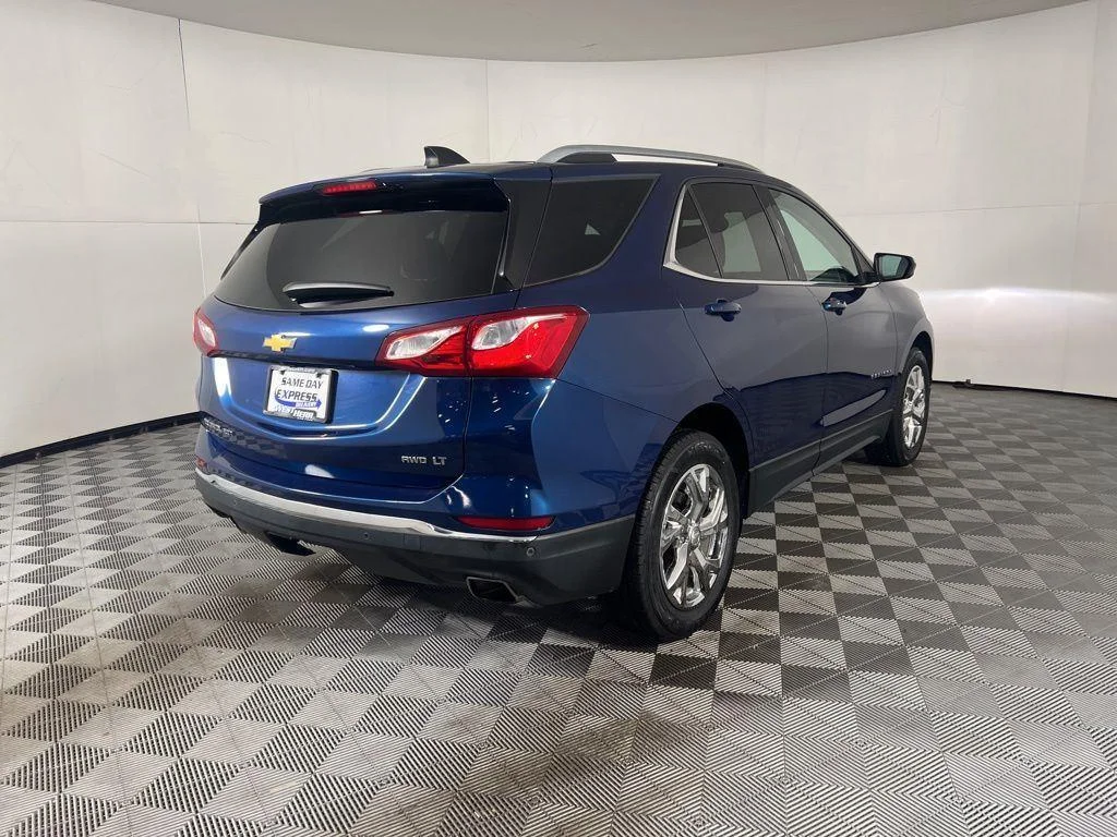 Used 2020 Pacific Blue Metallic Chevrolet LT image 6