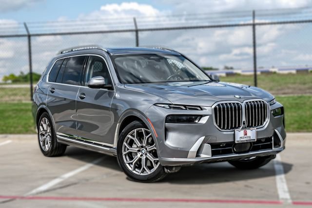 Used 2024 Gray BMW xDrive40i image 6