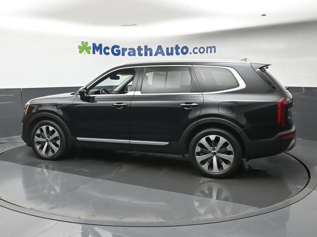 Used 2022 Black Kia SX image 27