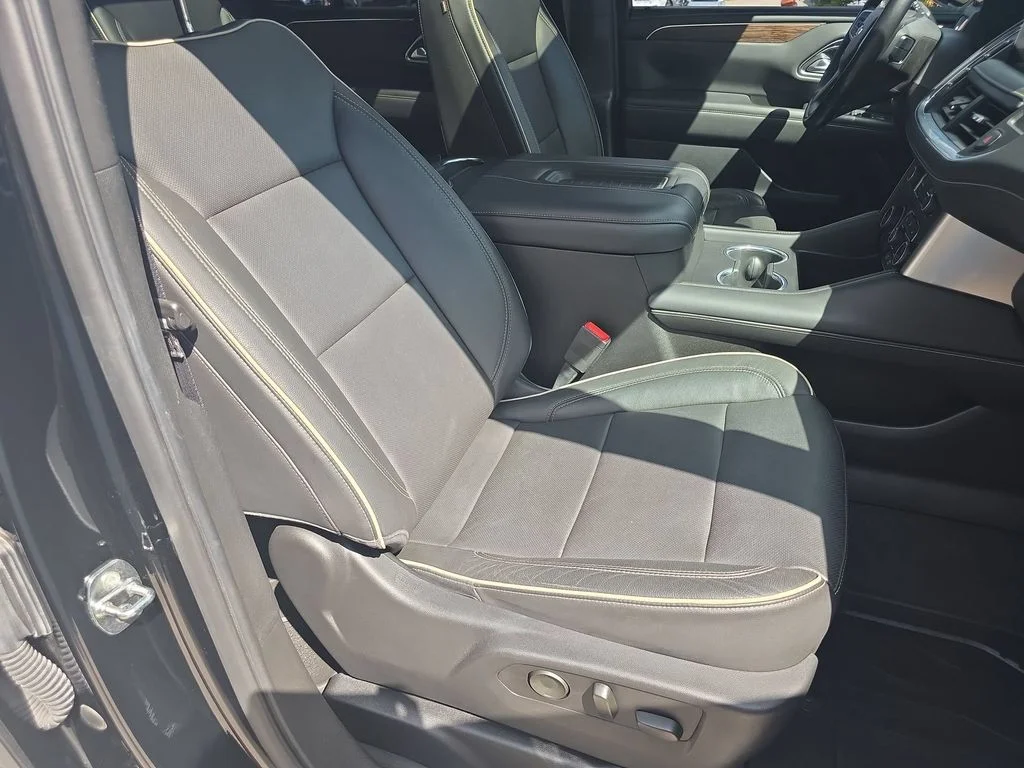 Certified Used 2021 Black Chevrolet Premier image 29