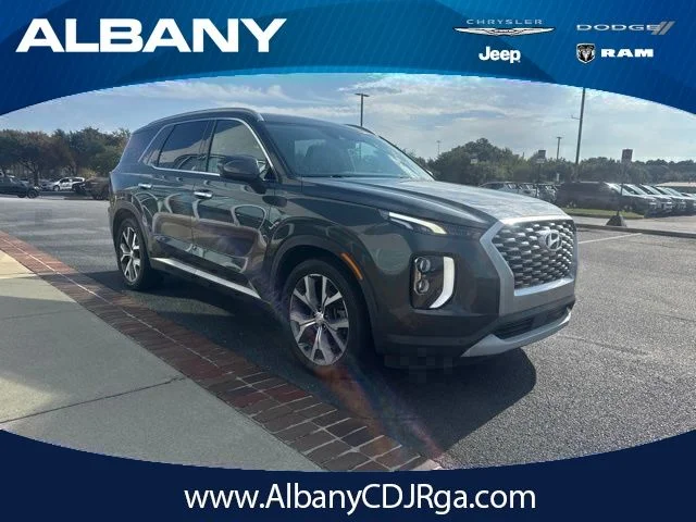 Used 2022 Green Hyundai SEL image 1