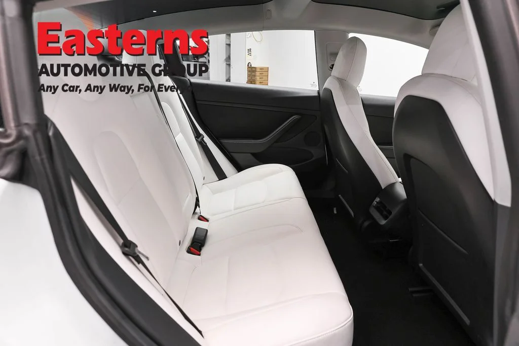 Used 2021 White Tesla Long Range image 17