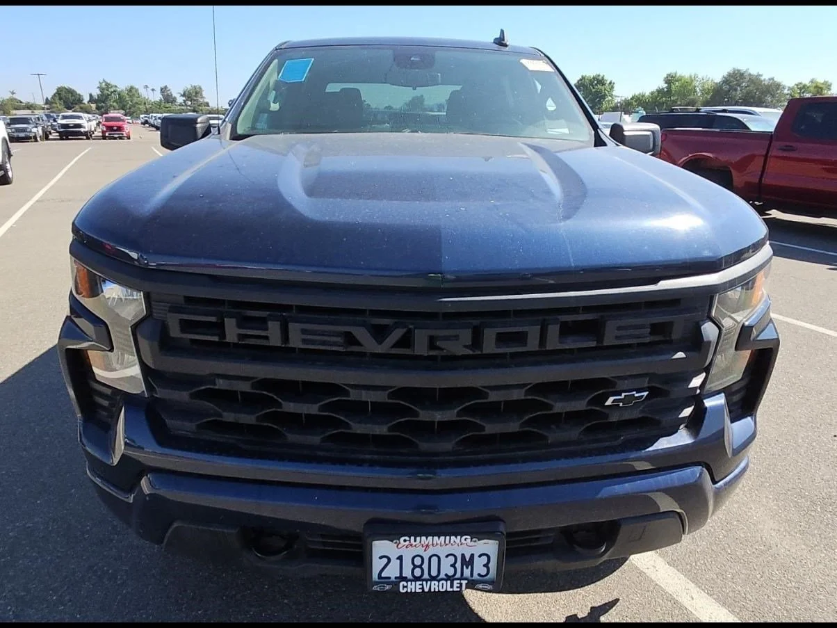 Used 2022 Northsky Blue Metallic Chevrolet Custom image 12