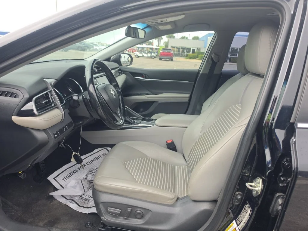 Used 2019 Black Toyota SE image 5