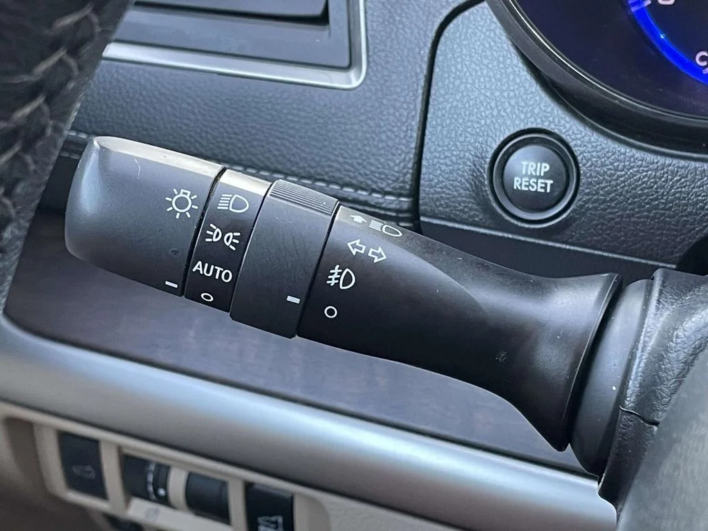 Used 2019 Crystal Black Silica Subaru Limited image 13