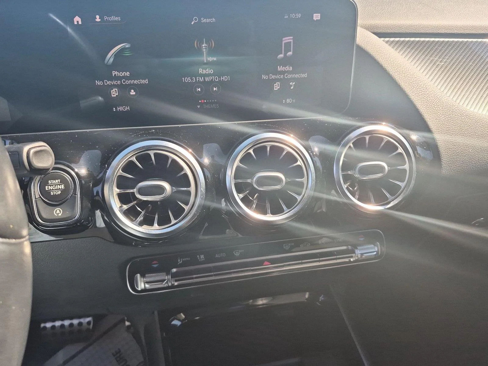 Used 2021 Rose Gold Metallic Mercedes-Benz GLA 250 image 22