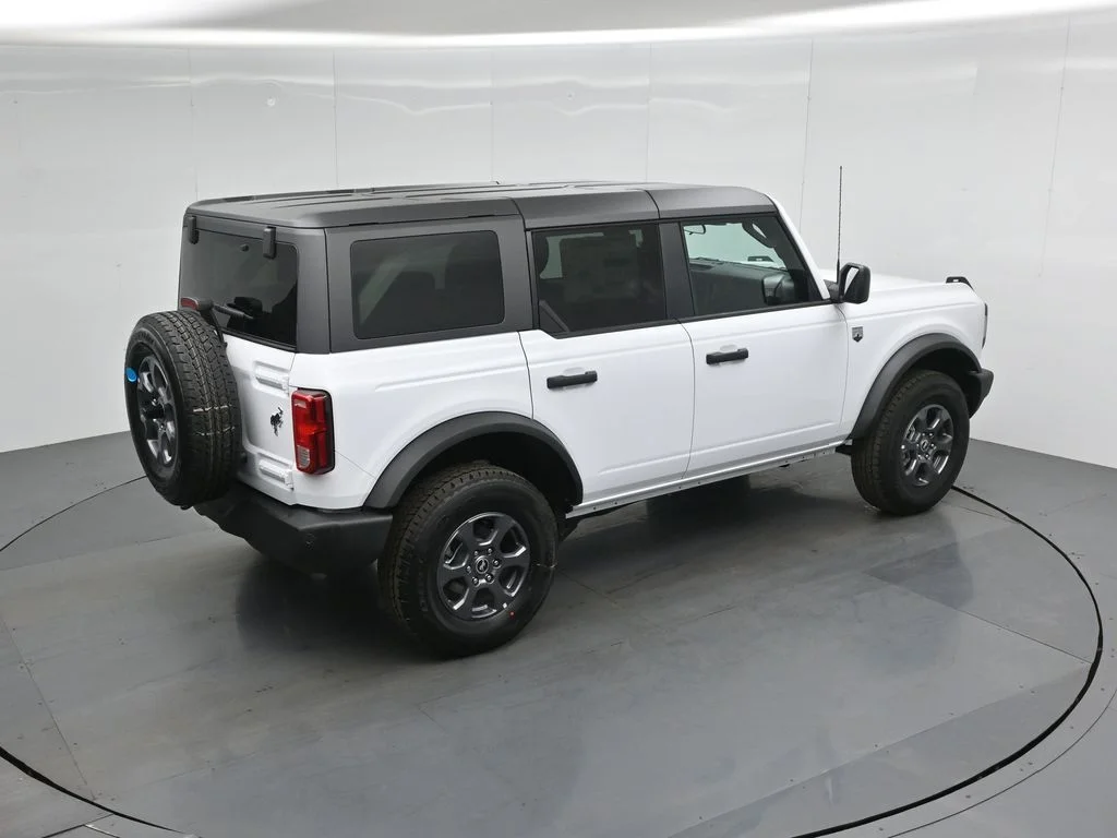 New 2026 White Ford Big Bend image 37