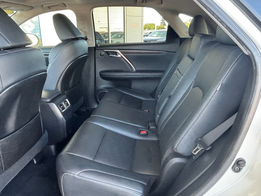Used 2021 White Pearl Lexus 450h image 25
