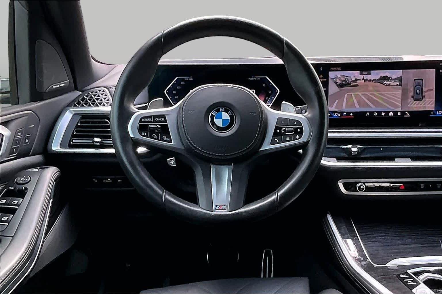 Used 2025 Brooklyn Grey Metallic BMW sDrive40i image 5