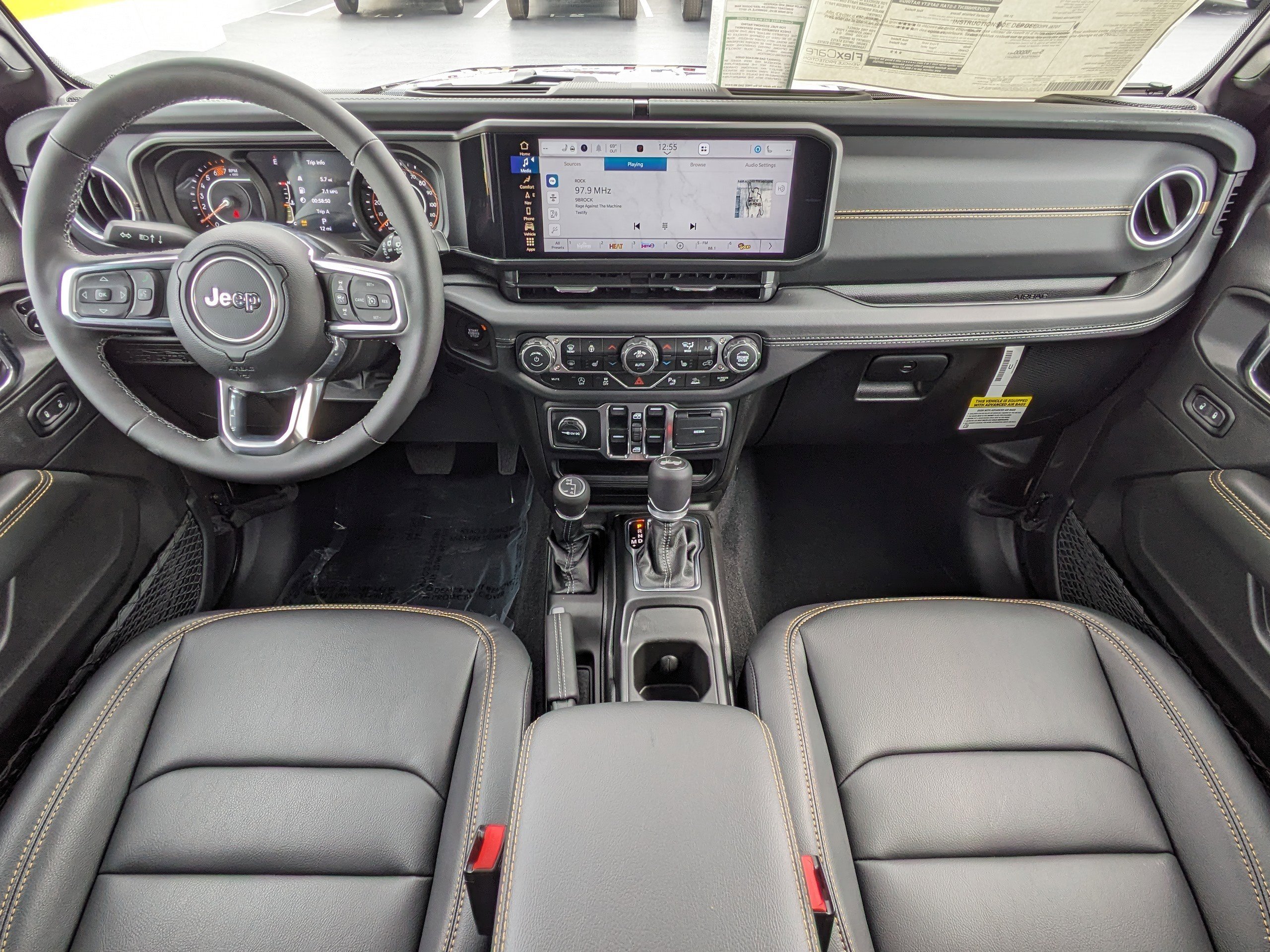 2026 Jeep Wrangler 4-Door Sahara - Photo 14