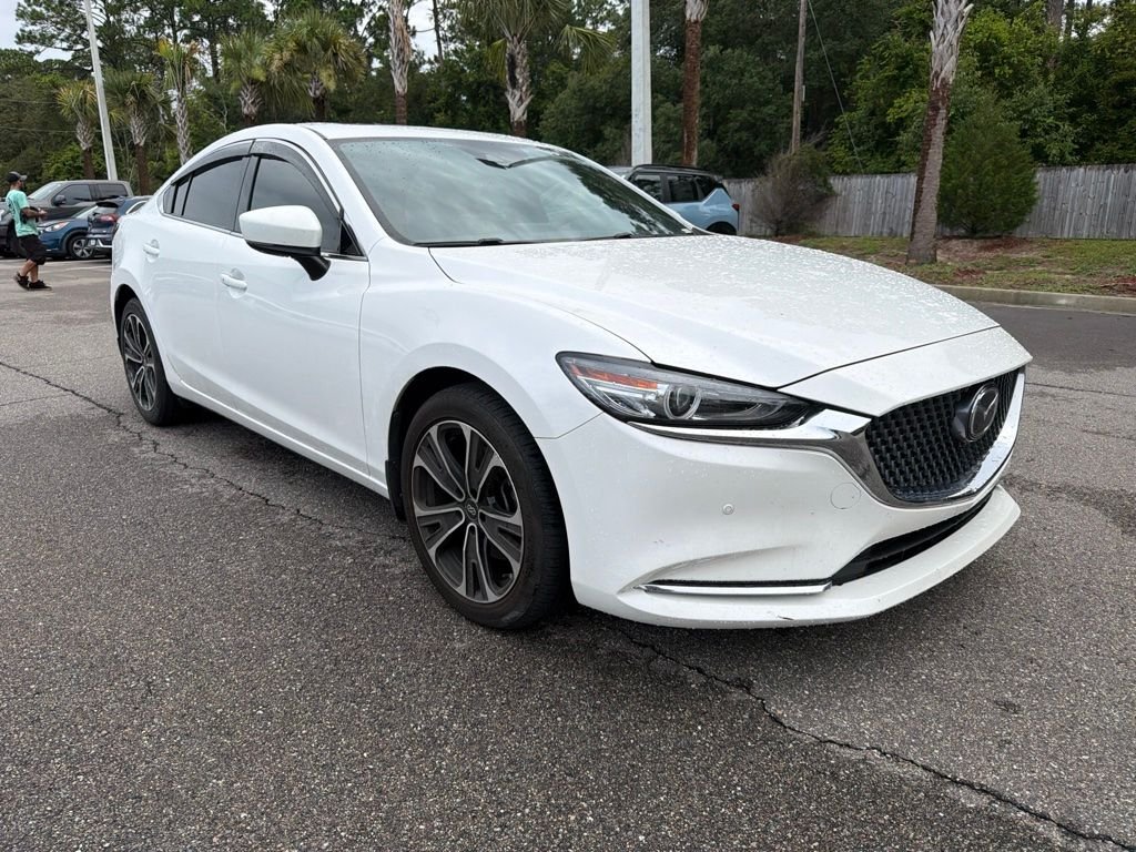 Used 2020 White Mazda Signature image 1