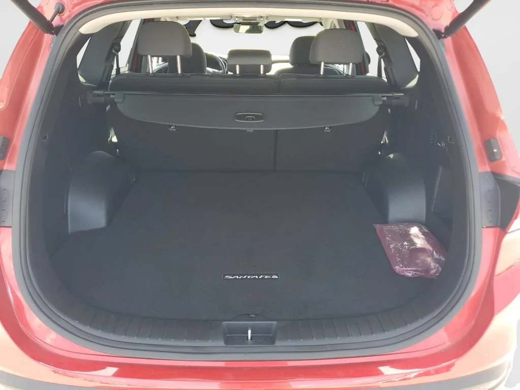 Used 2023 Red Hyundai SEL image 9