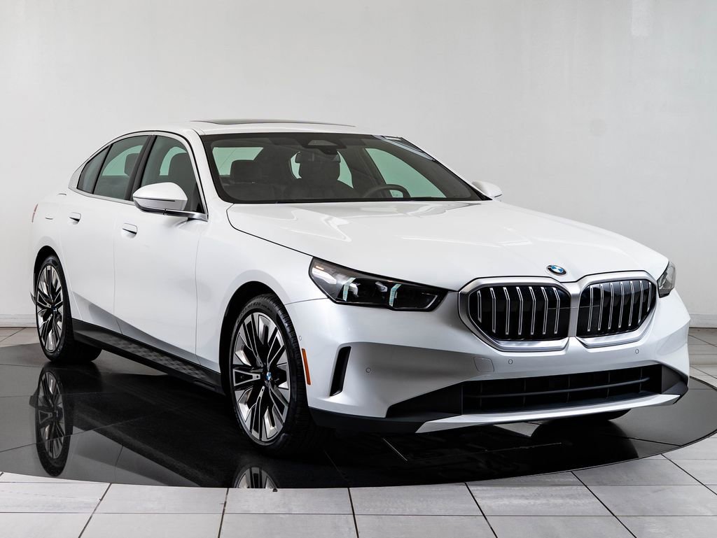 Used 2025 Mineral White Metallic BMW 530i xDrive image 12
