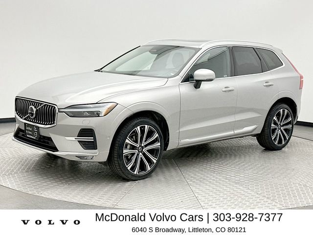 2023 Volvo XC60 B5 Ultimate Bright Theme