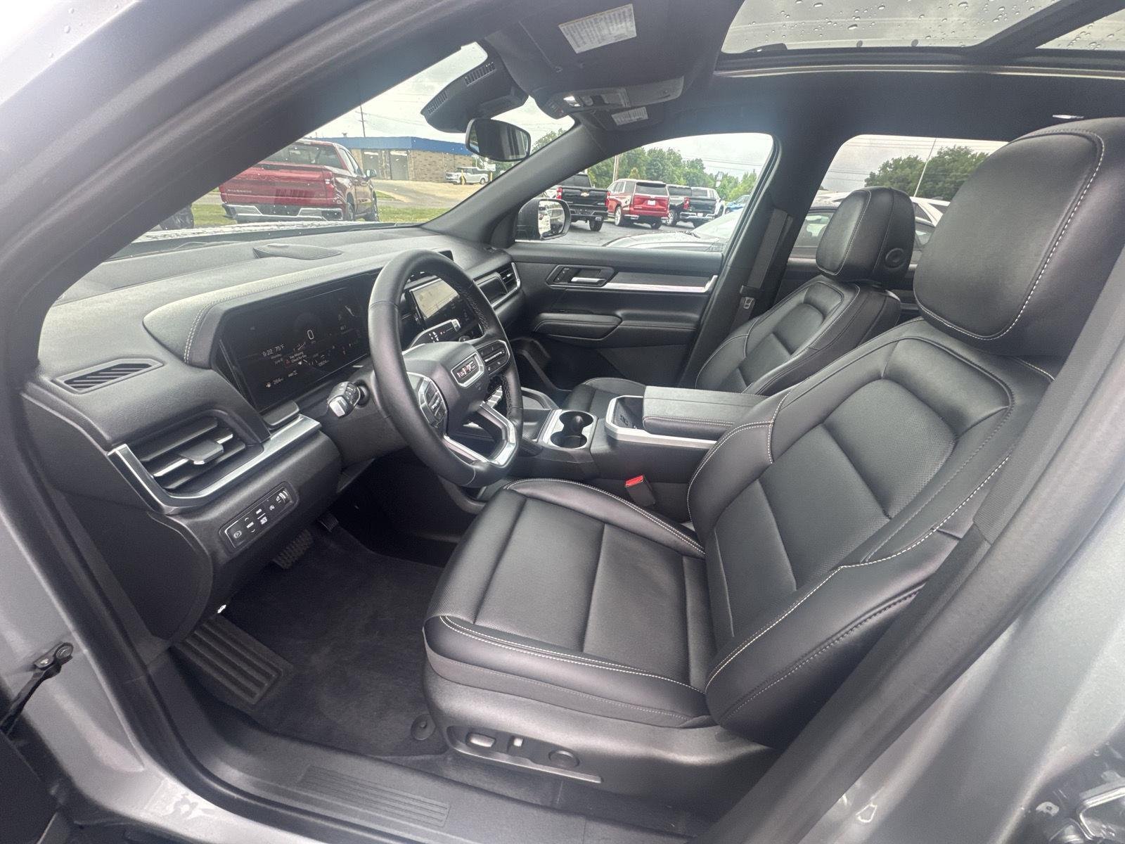 Used 2026 Sterling Metallic GMC Elevation image 8