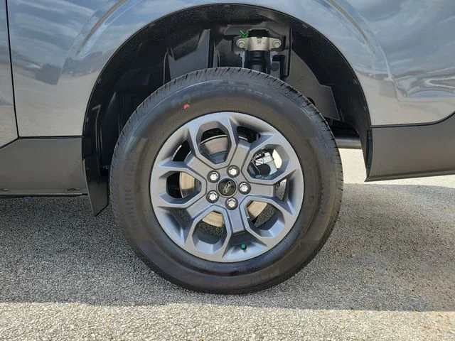 New 2026 Carbonized Gray Metallic Ford XLT image 6