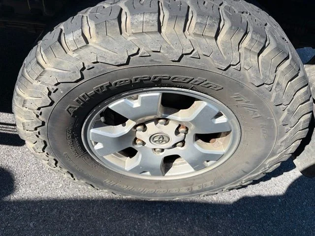 Used 2013 Silver Toyota PreRunner image 28