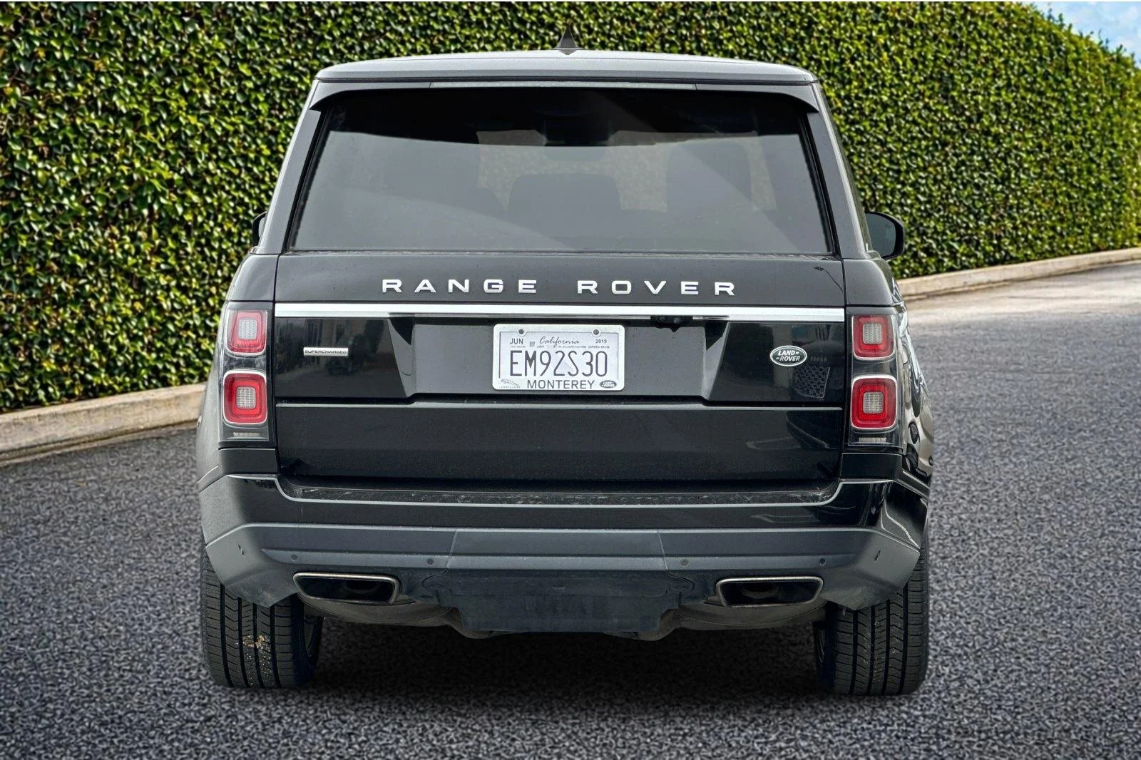 Certified Used 2019 Black Land Rover 5.0L V8 Supercharged image 5