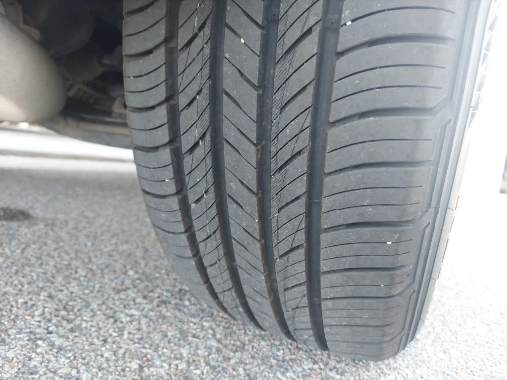 Used 2023 Gray Jeep Limited image 10