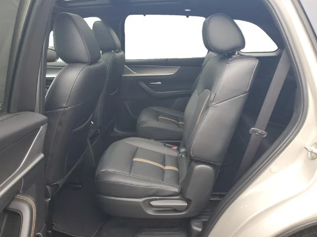 Used 2025 Platinum Quartz Mazda S Premium Package image 26