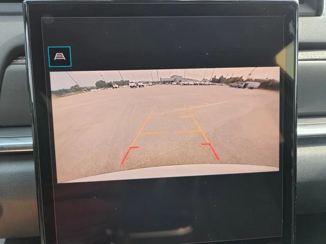 New 2027 Summit White GMC Elevation image 20